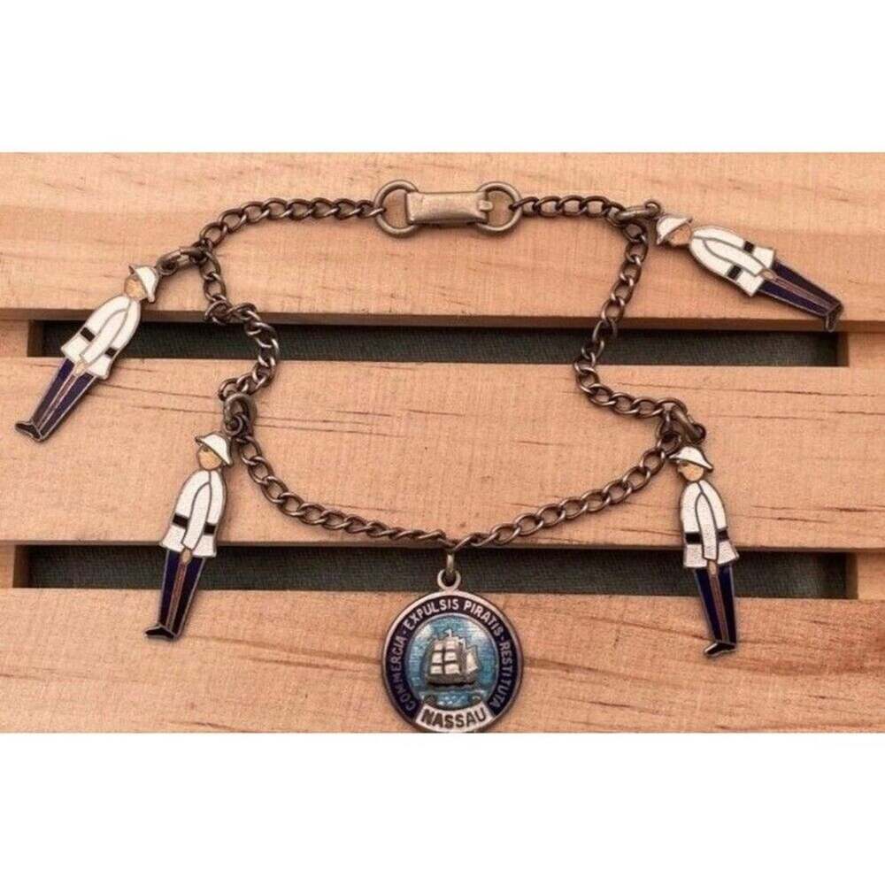 BMC Sterling Charm Bracelet Souvenir Nassau Bahamas Enamel Soldiers Vintage Nice